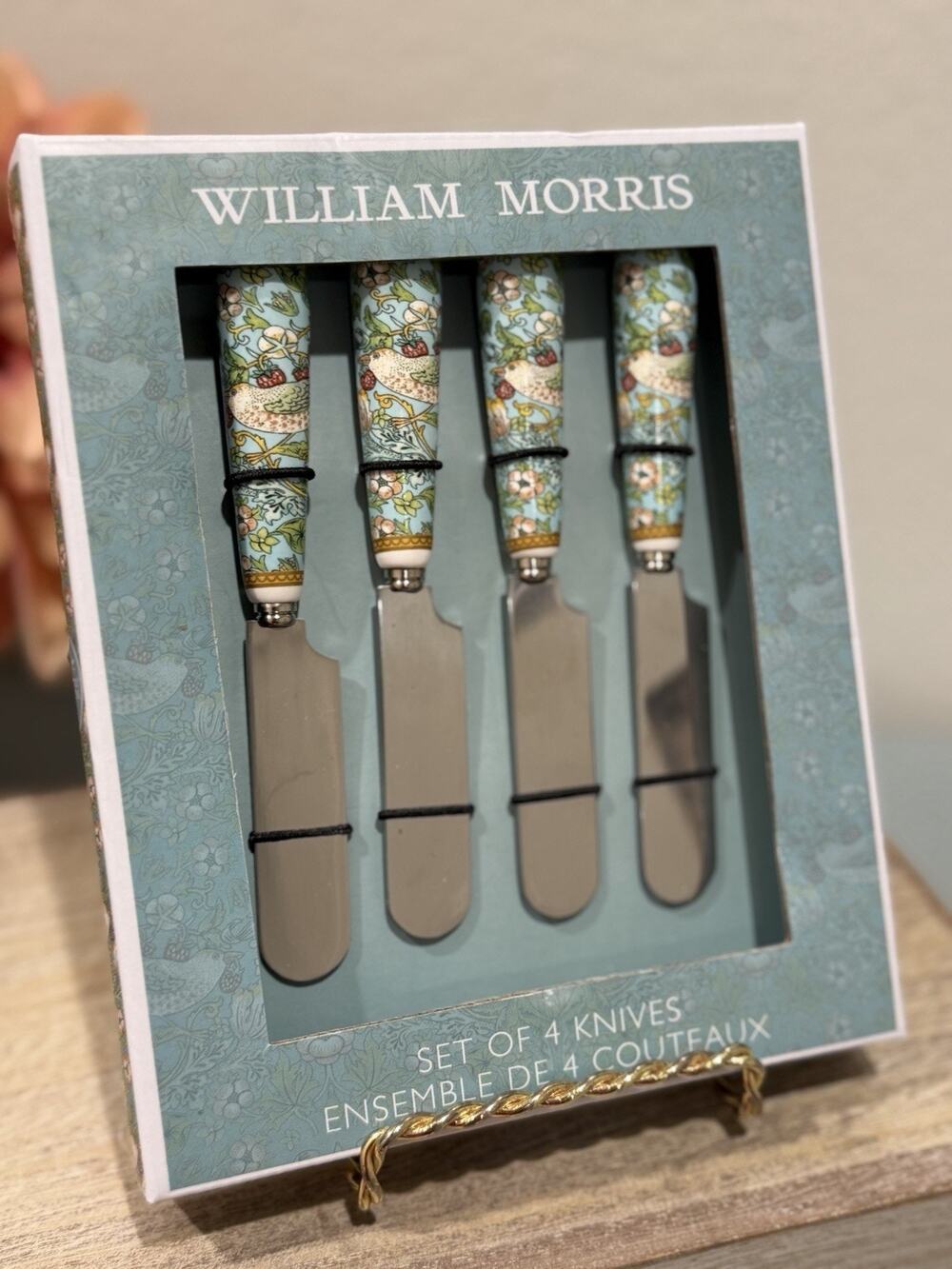 William Morris Strawberry Thief Set 4 Knives Cheese Butter Pate Spreads NIB